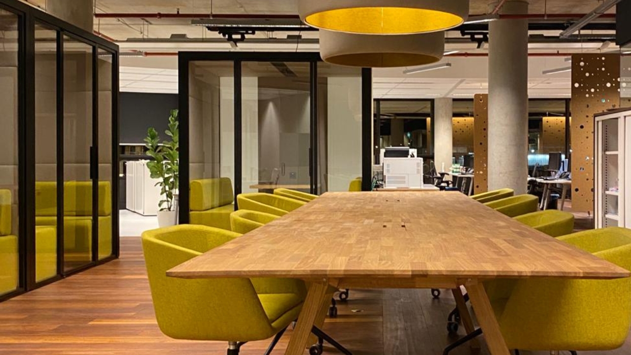 Acoustic Office Pods in a Workplace Environment